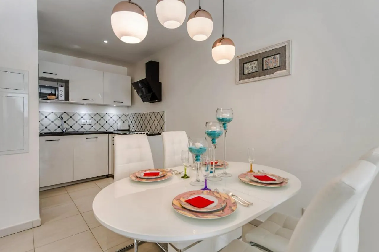 Appartement Clap D'Or - Welkeys Cannes 0*,